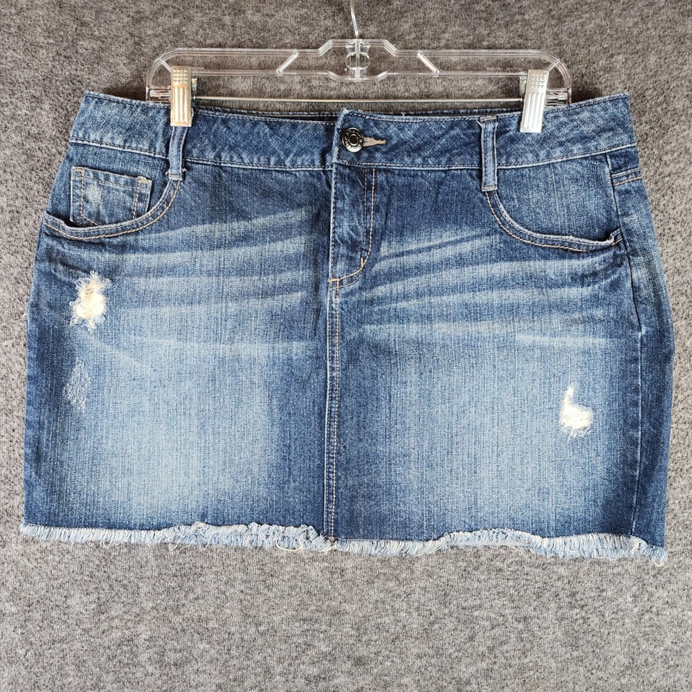 Apt 9 Skirt Womens 16 Denim Blue Distressed Raw Hem EUC